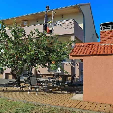 Holiday House Andrija بيبينيا المظهر الخارجي الصورة