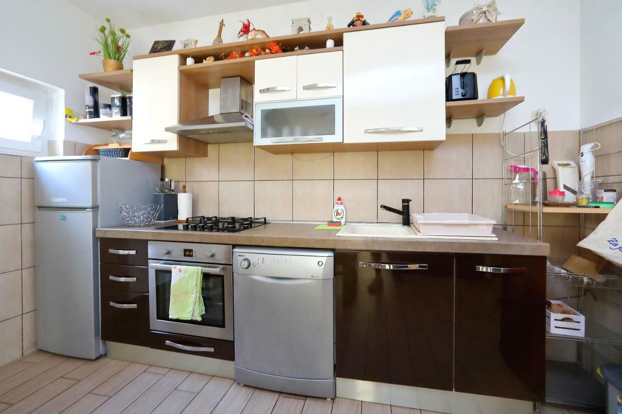 Holiday House Andrija بيبينيا المظهر الخارجي الصورة