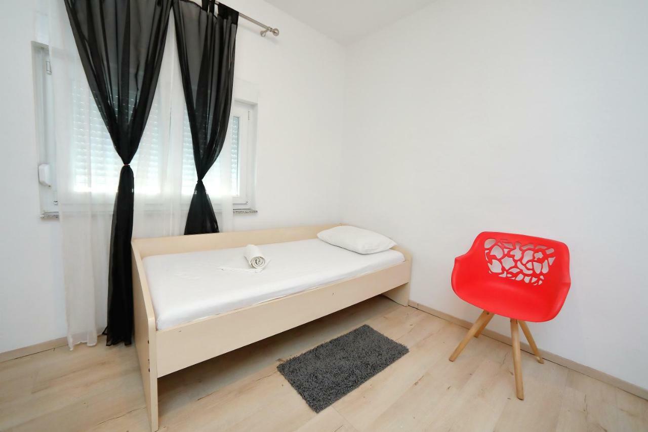 Holiday House Andrija بيبينيا المظهر الخارجي الصورة