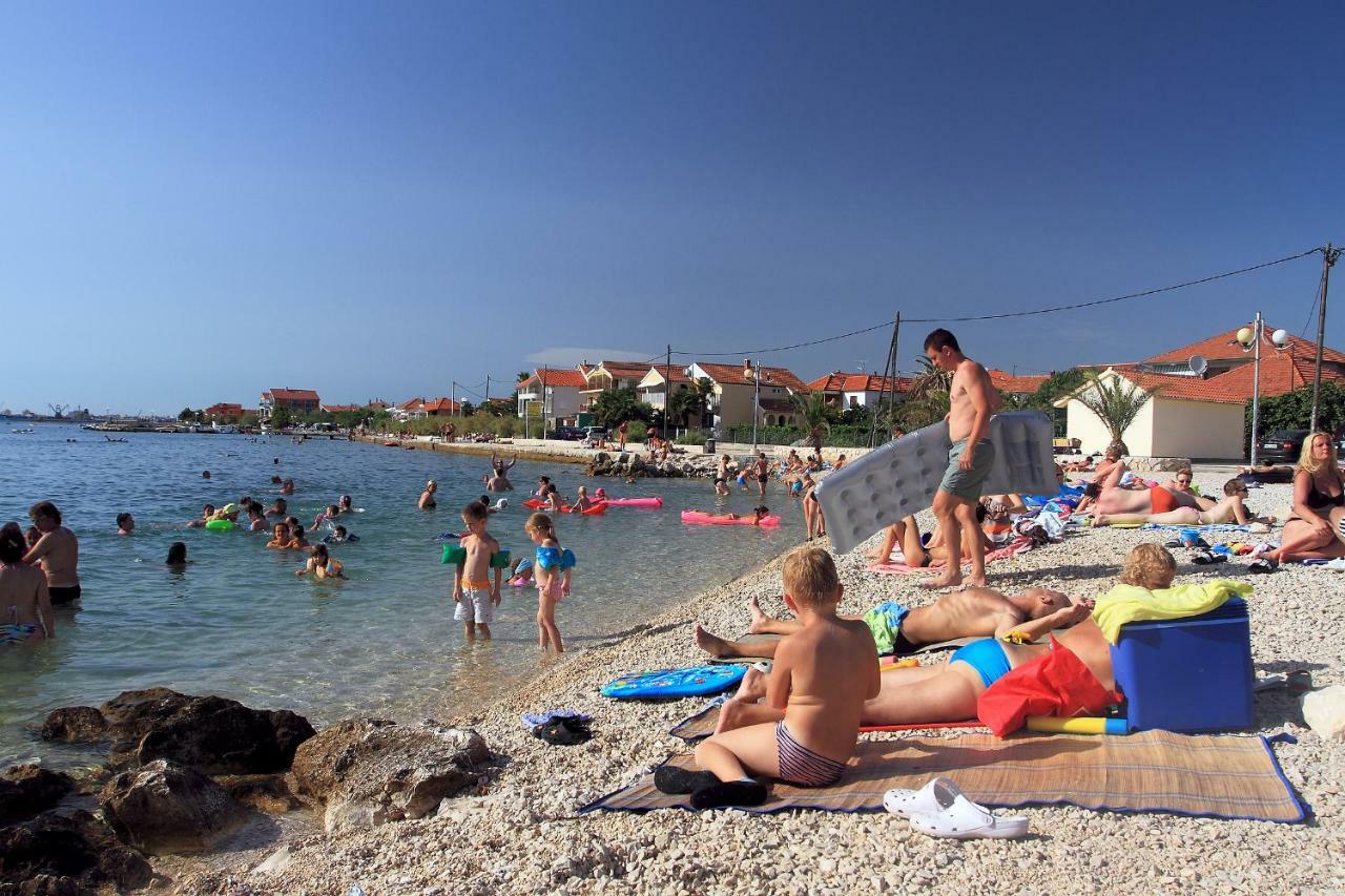 Holiday House Andrija بيبينيا المظهر الخارجي الصورة