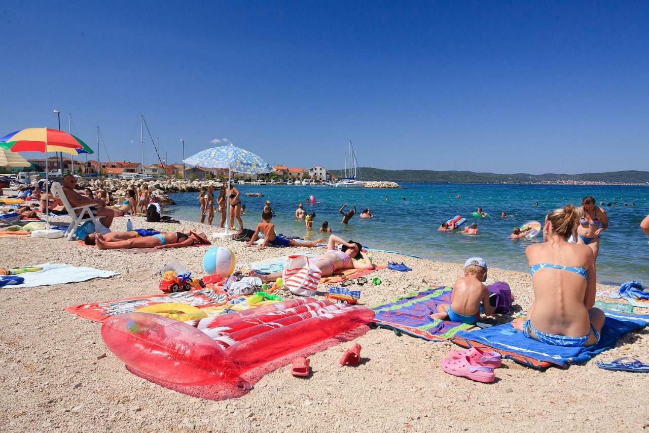 Holiday House Andrija بيبينيا المظهر الخارجي الصورة