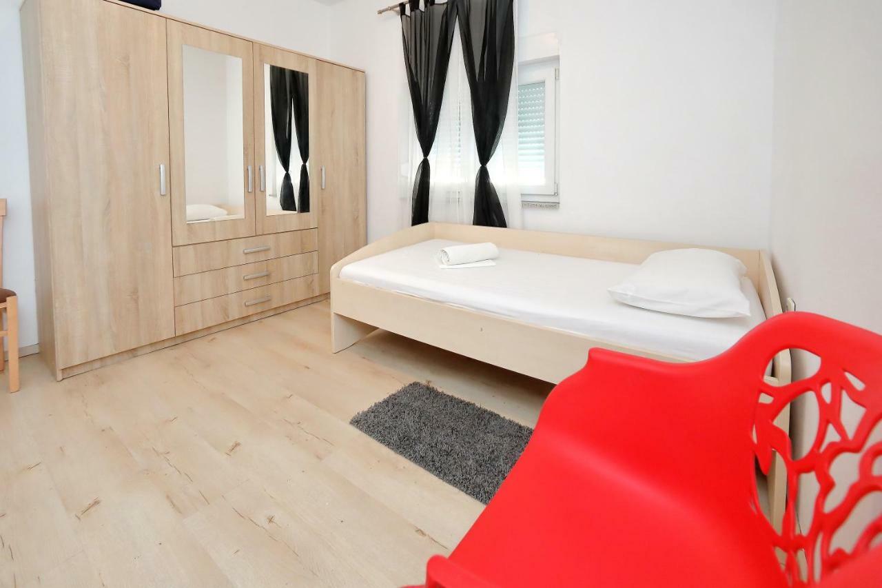 Holiday House Andrija بيبينيا المظهر الخارجي الصورة